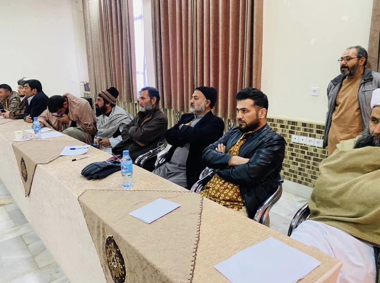 نشست مشورتی روساء شوراها ، وکلاء گذر و فعالین مدنی ناحیه اول